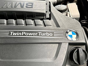 BMW 7 Series thumbnail