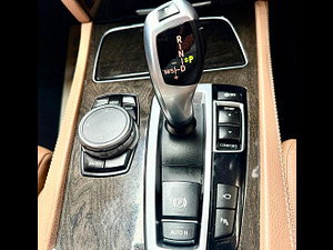 BMW 7 Series thumbnail