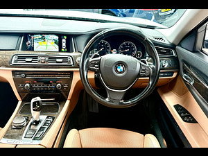 BMW 7 Series thumbnail