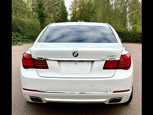 BMW 7 Series thumbnail