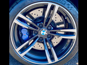 BMW M4 thumbnail