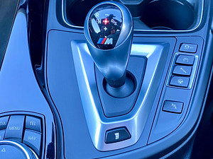 BMW M4 thumbnail