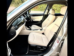 BMW X1 thumbnail
