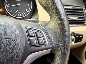 BMW X1 thumbnail