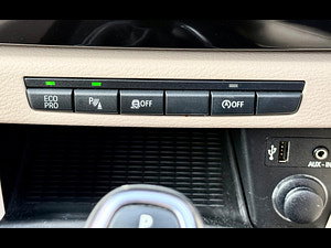 BMW X1 thumbnail