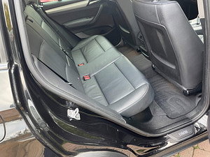 BMW X3 thumbnail