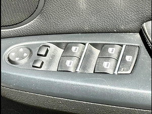 BMW X3 thumbnail