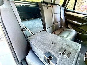 BMW X3 thumbnail
