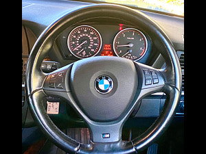 BMW X5 thumbnail