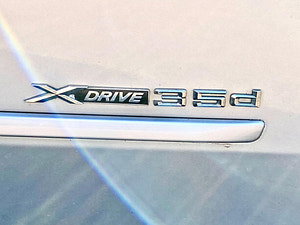 BMW X5 thumbnail