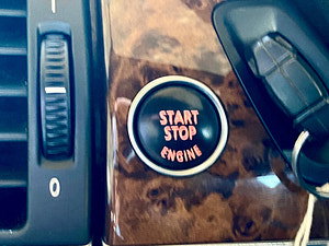 BMW X5 thumbnail