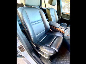 BMW X5 thumbnail