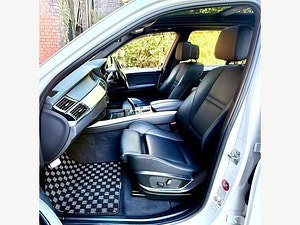 BMW X5 thumbnail