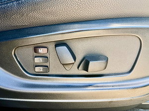 BMW X5 thumbnail