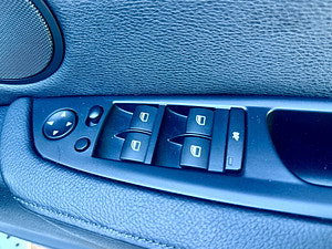 BMW X5 thumbnail