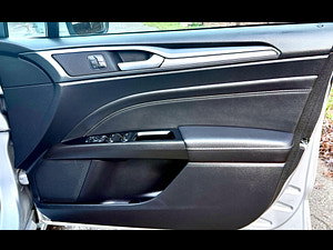 Ford Mondeo thumbnail