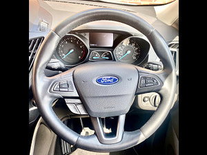 Ford Kuga thumbnail
