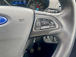 Ford Kuga thumbnail