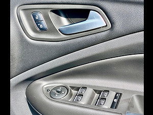 Ford Kuga thumbnail