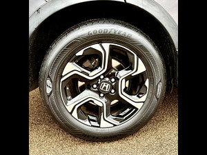 Honda CR-V thumbnail