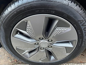 Hyundai Kona thumbnail