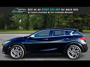 Infiniti Q30 thumbnail