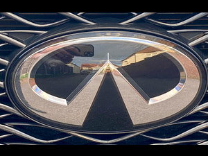 Infiniti Q30 thumbnail
