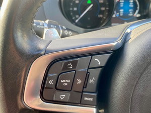 Jaguar F-PACE thumbnail
