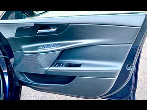 Jaguar XE thumbnail