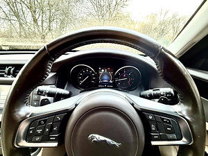 Jaguar XF thumbnail