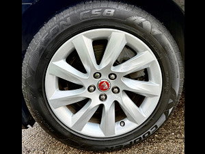 Jaguar XF thumbnail