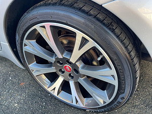 Jaguar XJ thumbnail
