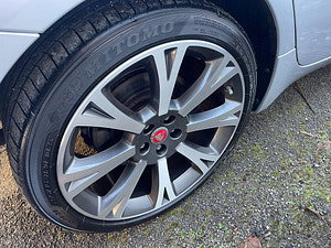 Jaguar XJ thumbnail