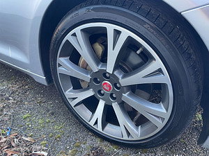 Jaguar XJ thumbnail