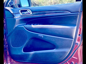 Jeep Grand Cherokee thumbnail