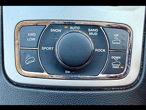 Jeep Grand Cherokee thumbnail