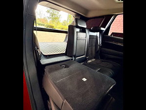 Jeep Grand Cherokee thumbnail