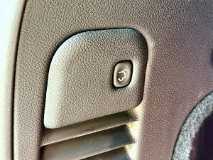 Jeep Grand Cherokee thumbnail