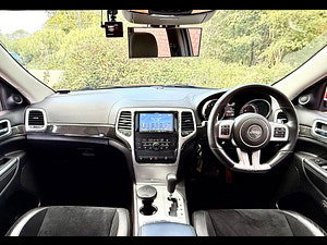 Jeep Grand Cherokee thumbnail