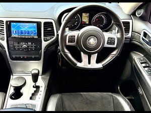 Jeep Grand Cherokee thumbnail