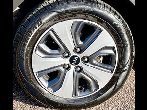 Kia Niro thumbnail