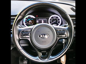 Kia Niro thumbnail