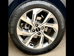 Kia Stonic thumbnail