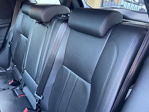 Land Rover Discovery Sport thumbnail