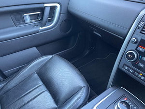 Land Rover Discovery Sport thumbnail