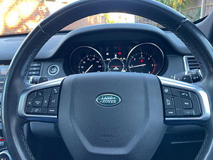 Land Rover Discovery Sport thumbnail