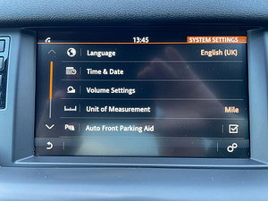 Land Rover Discovery Sport thumbnail