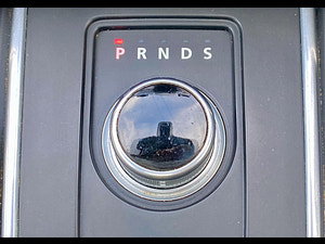 Land Rover Discovery Sport thumbnail
