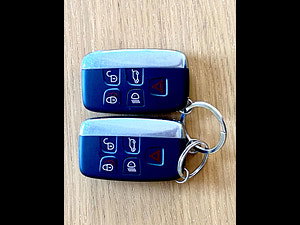Land Rover Discovery Sport thumbnail
