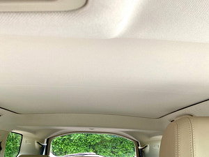 Land Rover Discovery Sport thumbnail
